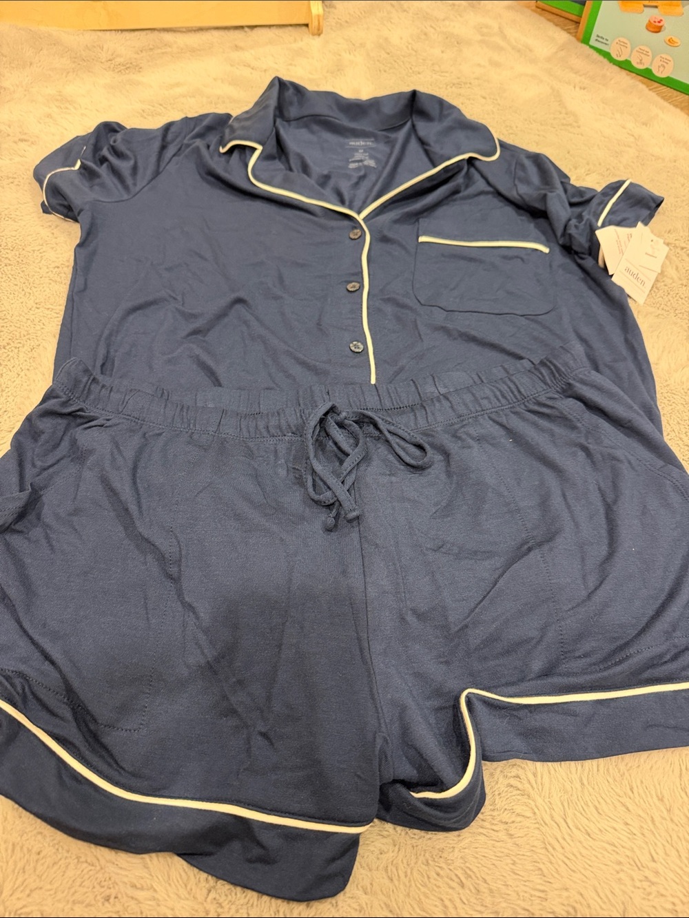 Women's Navy Short large Pajama Set with Contrast Piping shirt medium - Auden